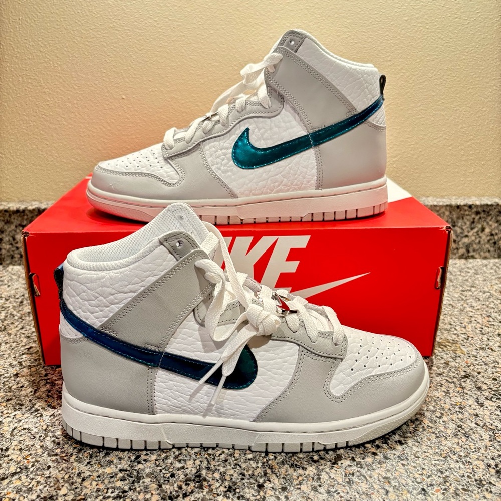 NEW Nike Dunk High FLS Summit White/Grey-Teal Women’s Size 8 DR7855-100✅
